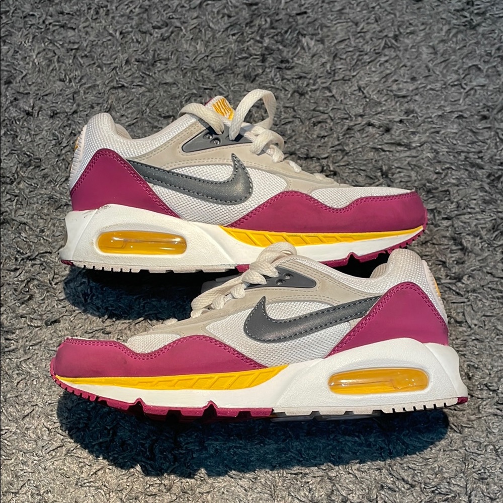 Nike air max correlate